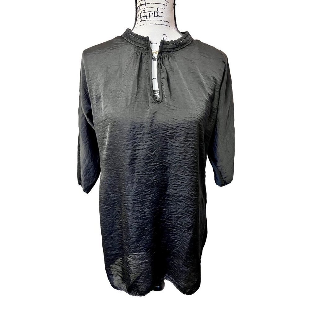 Vertical Small Black Sateen Tunic 3/4 Sleeve 606